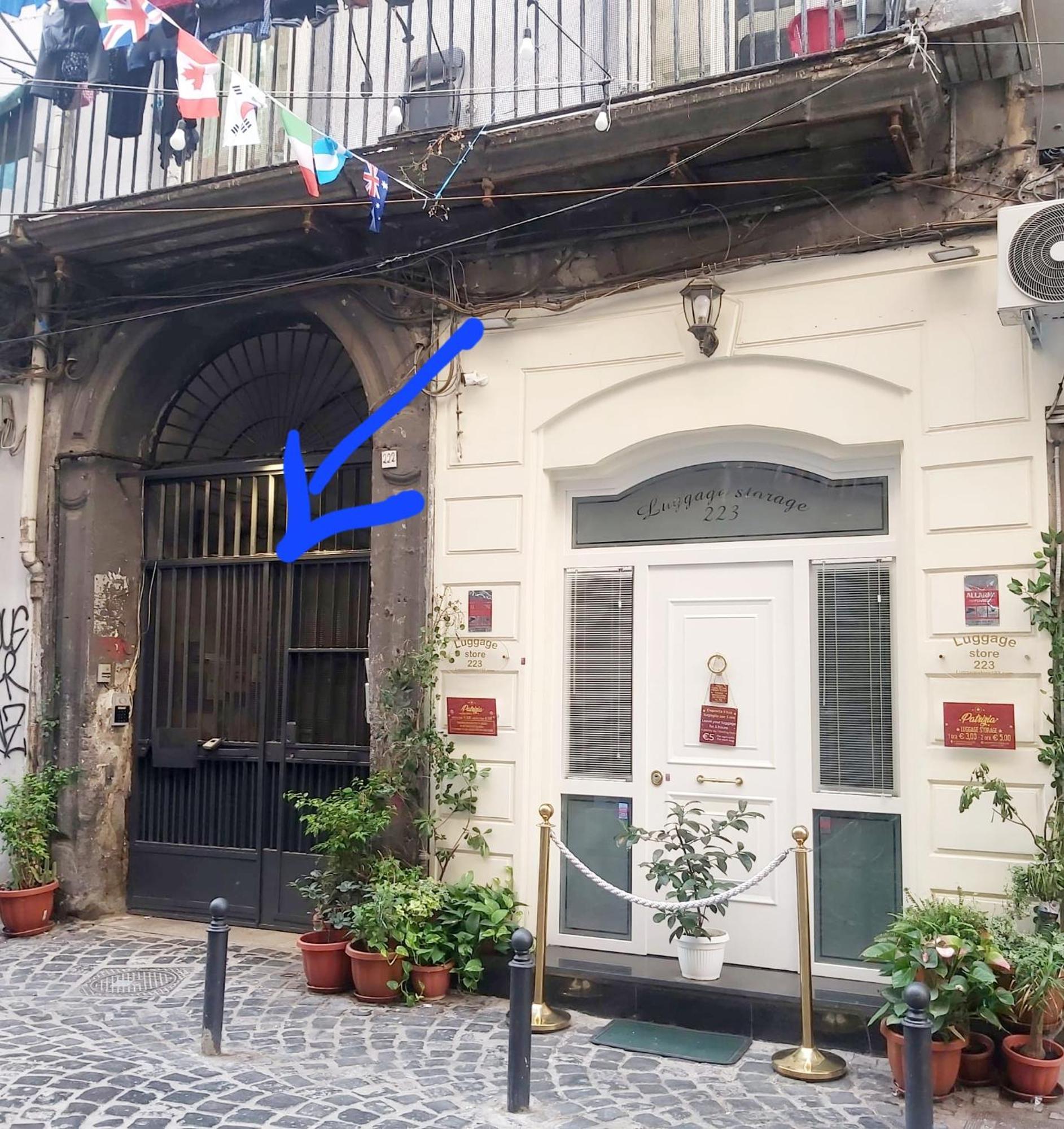 Tribunali Platamon Naples Luaran gambar